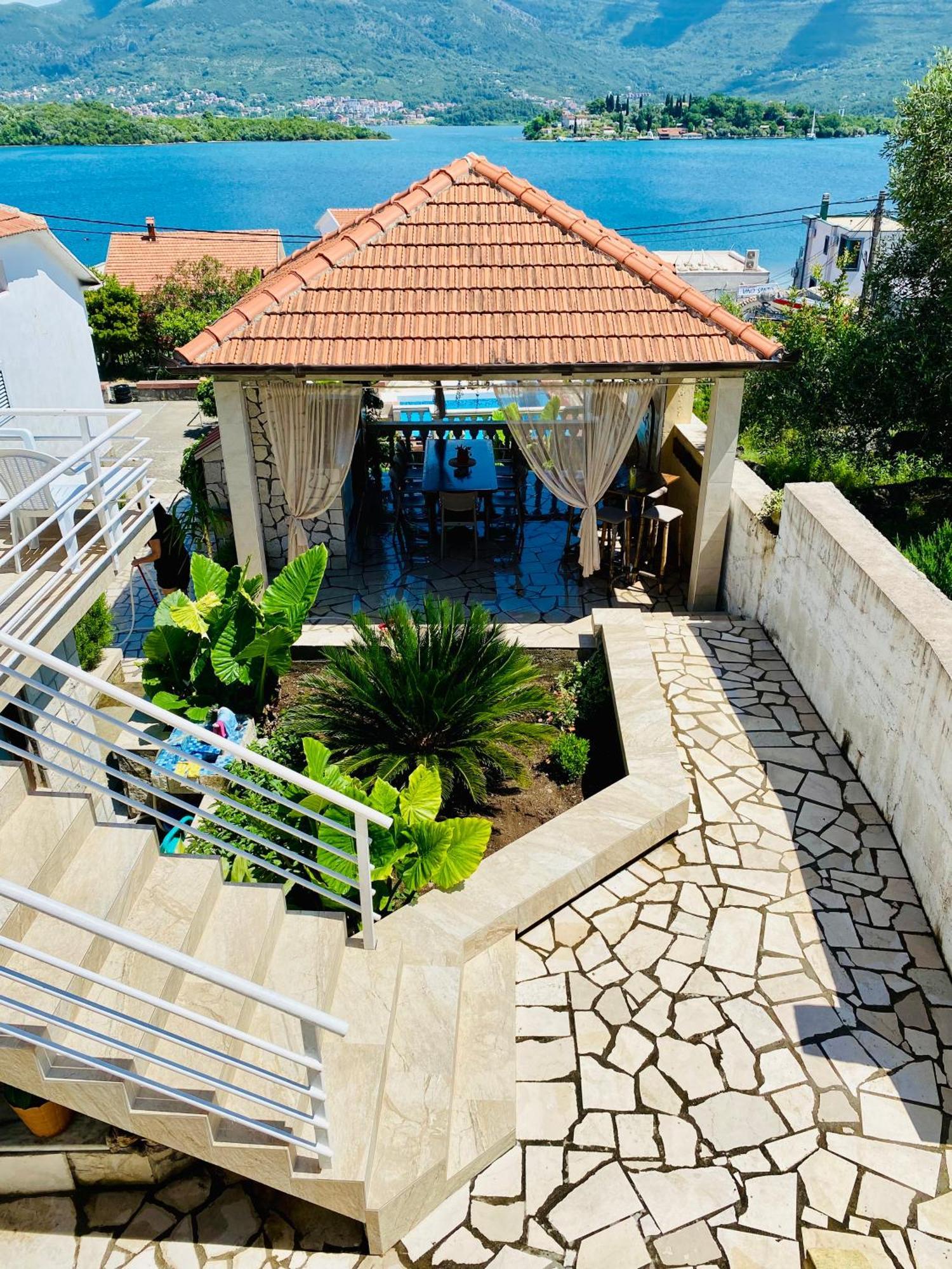 Ino Apartments Τίβατ Εξωτερικό φωτογραφία